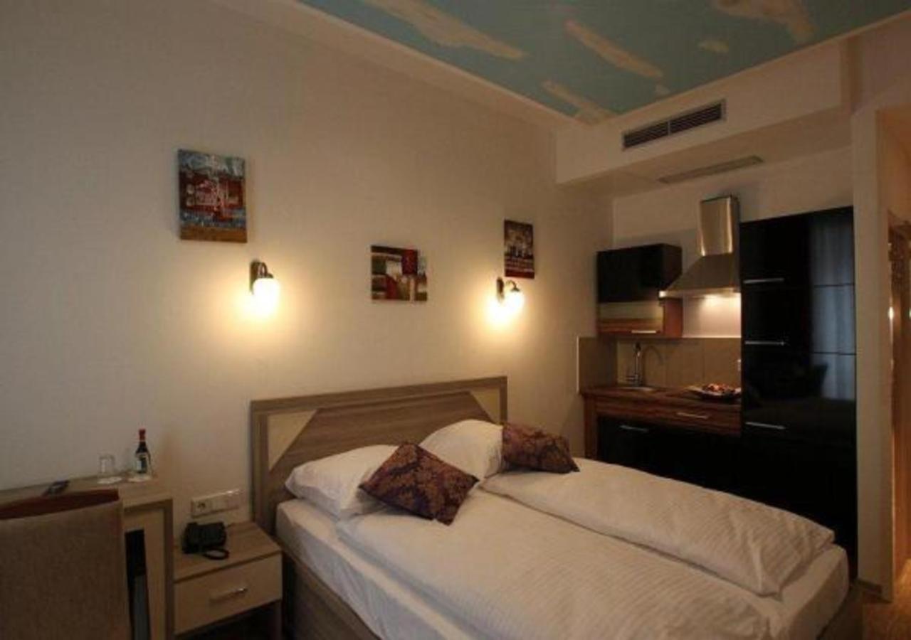 מינכן Hotel Kavun מראה חיצוני תמונה