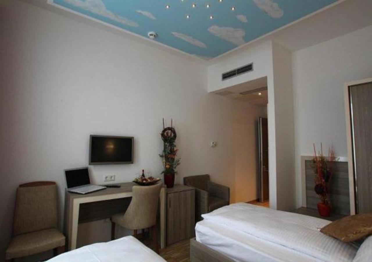 מינכן Hotel Kavun מראה חיצוני תמונה